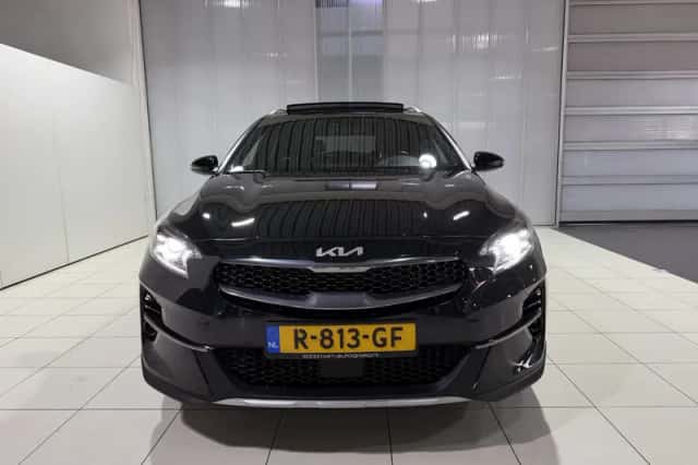 Kia XCeed (2022) thumbnail 2
