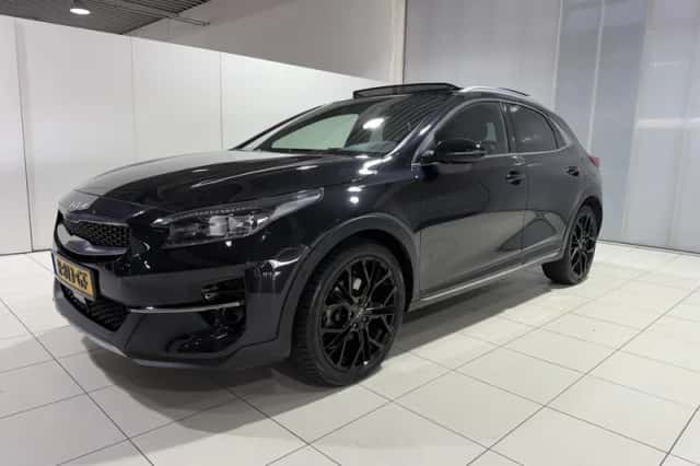 Kia XCeed (2022) thumbnail 3