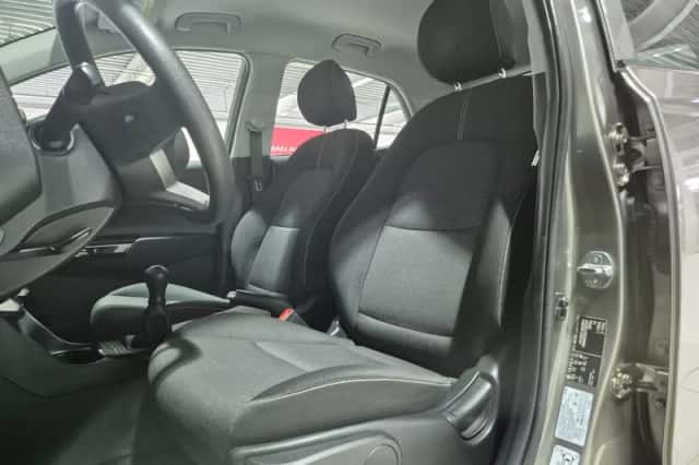 Kia Picanto (2019) thumbnail 27