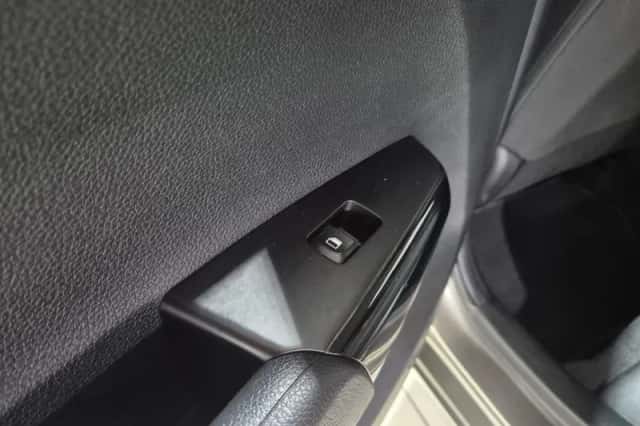 Kia Picanto (2019) thumbnail 28