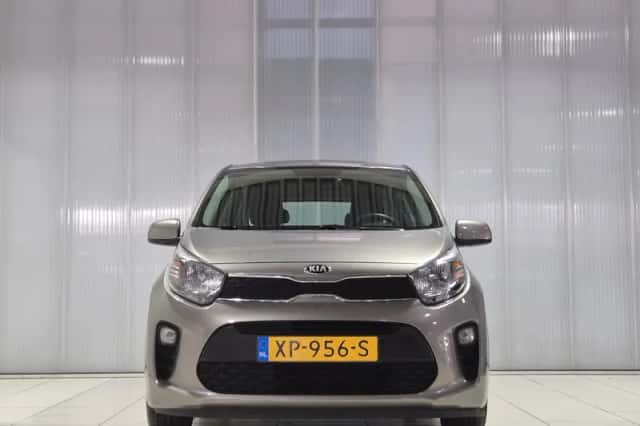 Kia Picanto (2019) thumbnail 4