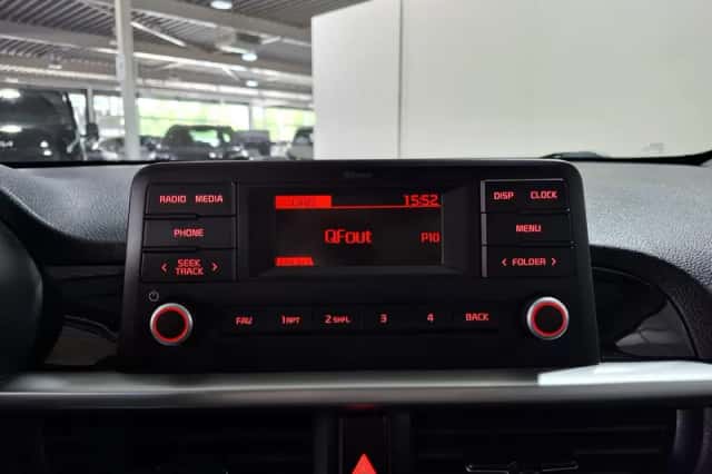 Kia Picanto (2022) thumbnail 18