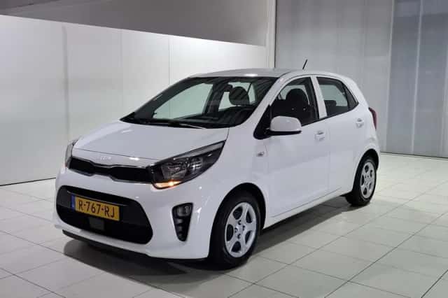 Kia Picanto (2022) thumbnail 5