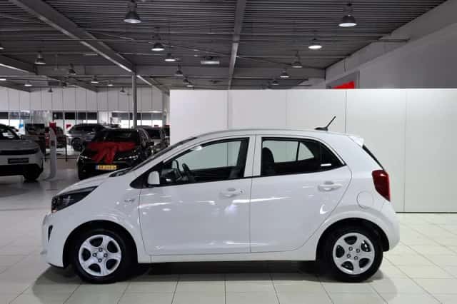 Kia Picanto (2022) thumbnail 6