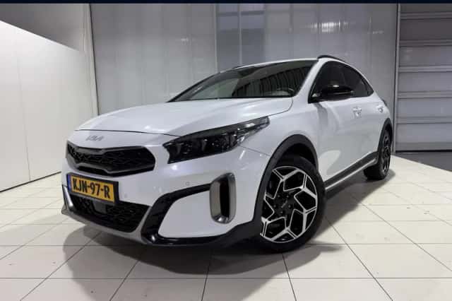 Kia XCeed (2023) thumbnail 1