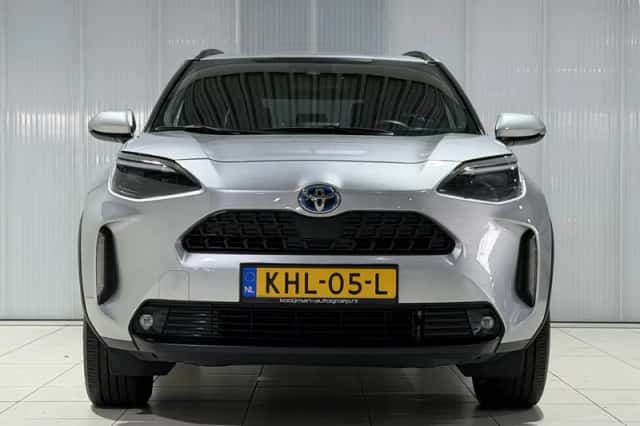 Toyota Yaris Cross (2023) thumbnail 3