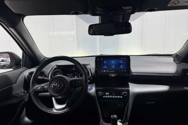 Toyota Yaris Cross (2023) thumbnail 5