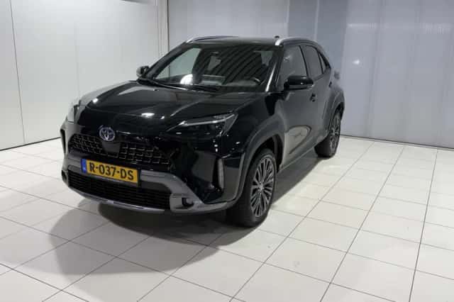 Toyota Yaris Cross (2022) thumbnail 3
