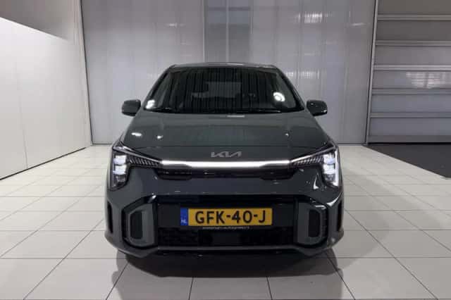 Kia Picanto (2024) thumbnail 2