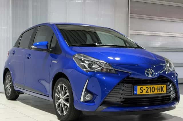 Toyota Yaris (2019) thumbnail 2
