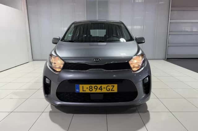 Kia Picanto (2021) thumbnail 2