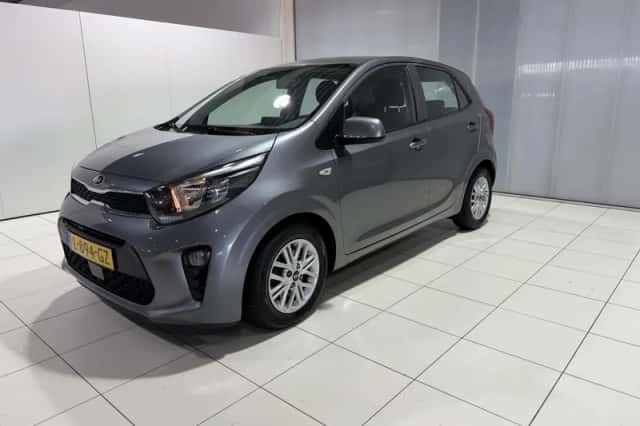 Kia Picanto (2021) thumbnail 3