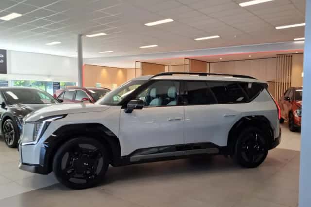 Kia EV9 (2026) thumbnail 6