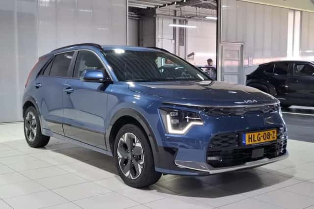 Kia Niro EV (2025) thumbnail 2