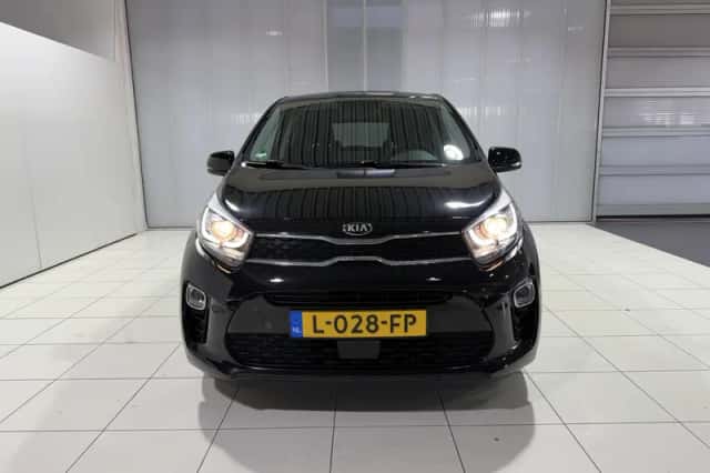 Kia Picanto (2021) thumbnail 2