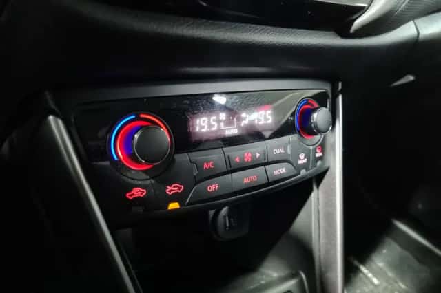Suzuki S-Cross (2022) thumbnail 3