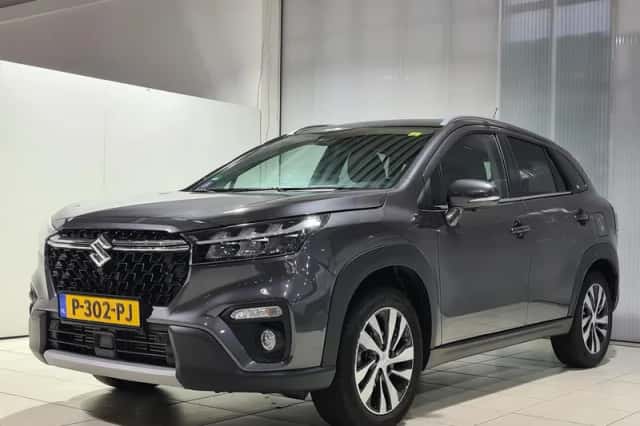 Suzuki S-Cross (2022) thumbnail 6