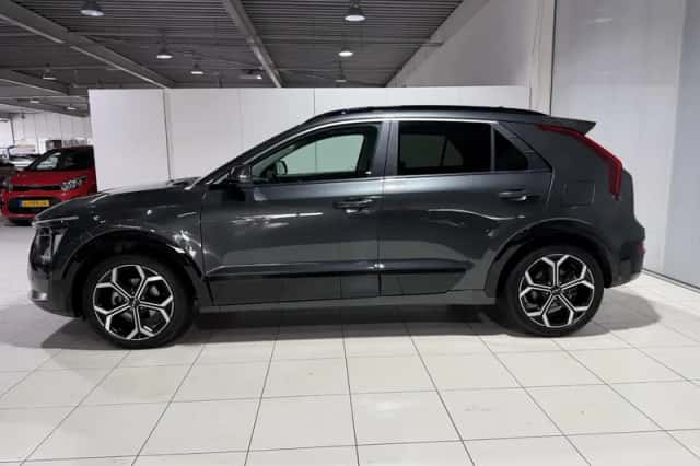 Kia Niro (2024) thumbnail 4