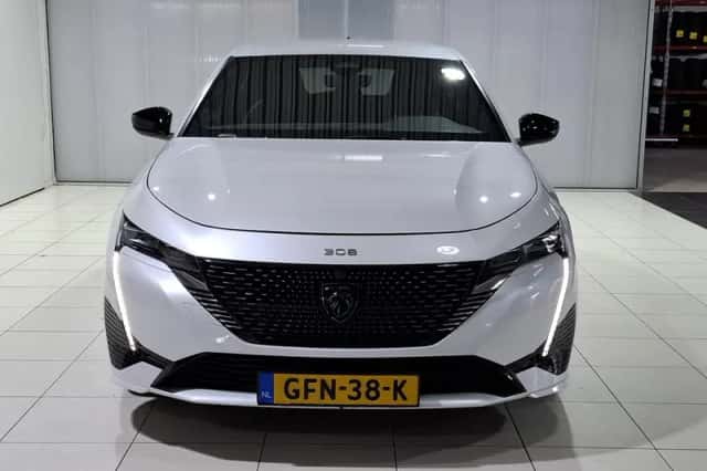 Peugeot 308 (2022) thumbnail 4