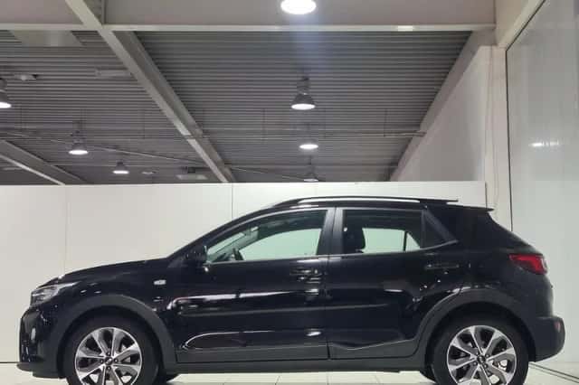 Kia Stonic (2019) thumbnail 6