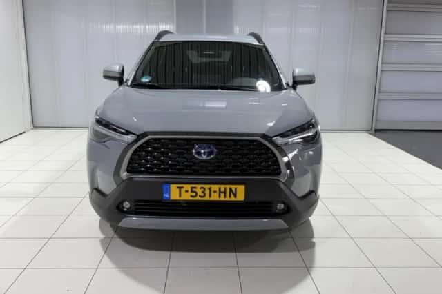 Toyota Corolla (2023) thumbnail 3
