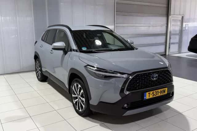 Toyota Corolla (2023) thumbnail 4