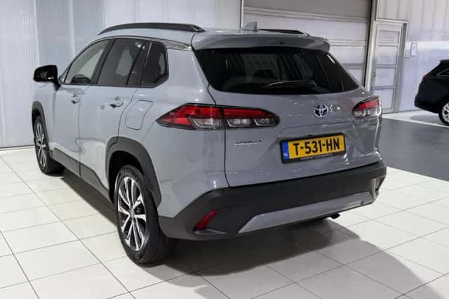 Toyota Corolla (2023) thumbnail 5