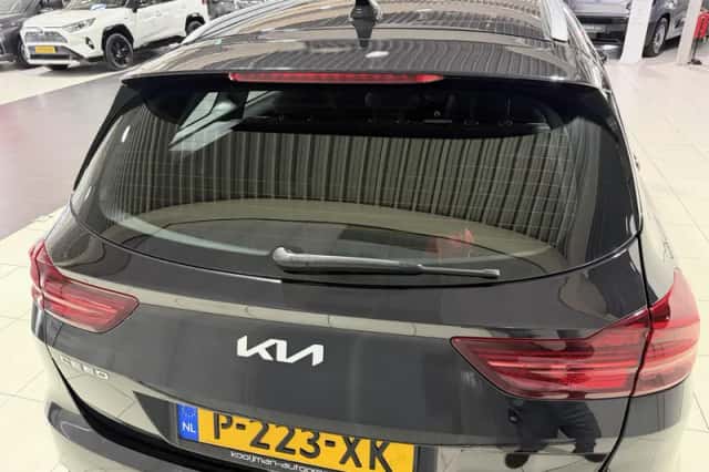 Kia Ceed Sportswagon (2022) thumbnail 6