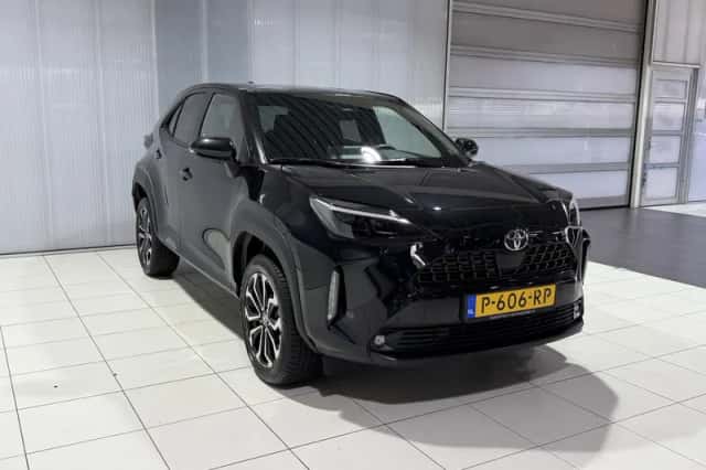 Toyota Yaris Cross (2022) thumbnail 2