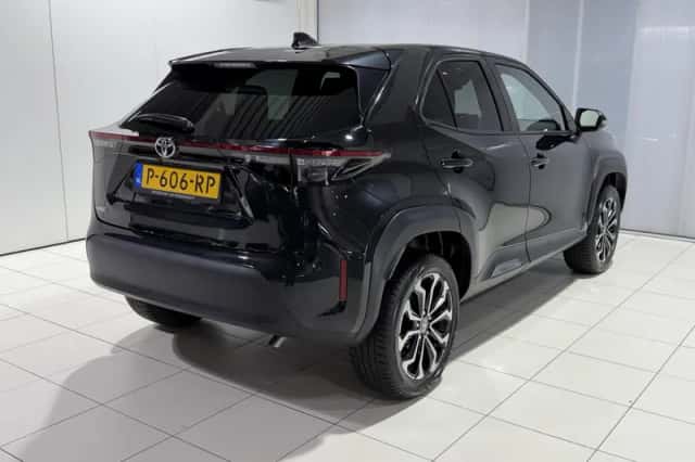 Toyota Yaris Cross (2022) thumbnail 5