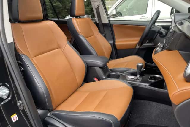 Toyota RAV4 (2017) thumbnail 5