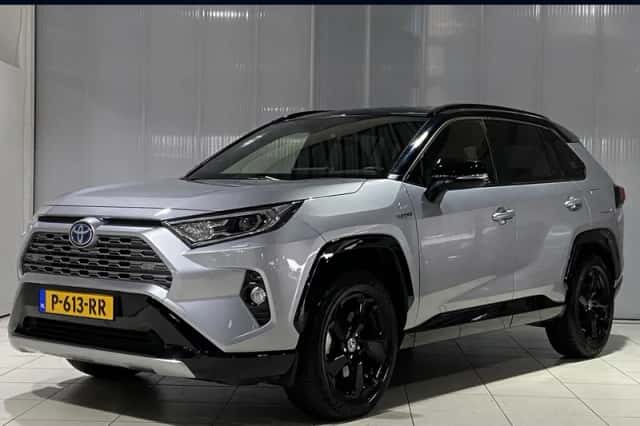 Toyota RAV4 (2021) thumbnail 1