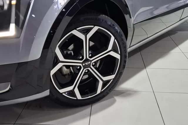 Kia Niro (2024) thumbnail 2