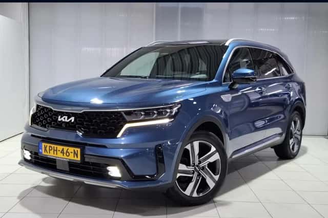 Kia Sorento (2022) thumbnail 1
