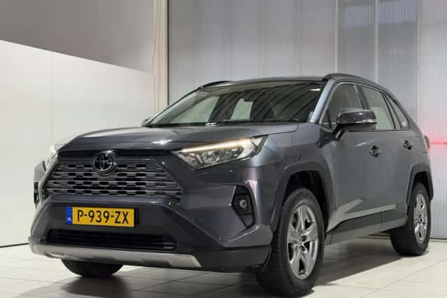 Toyota RAV4 (2022) thumbnail 4