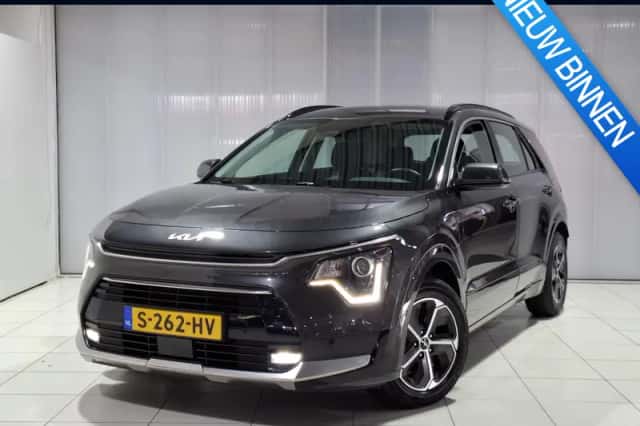 Kia Niro (2023) thumbnail 1