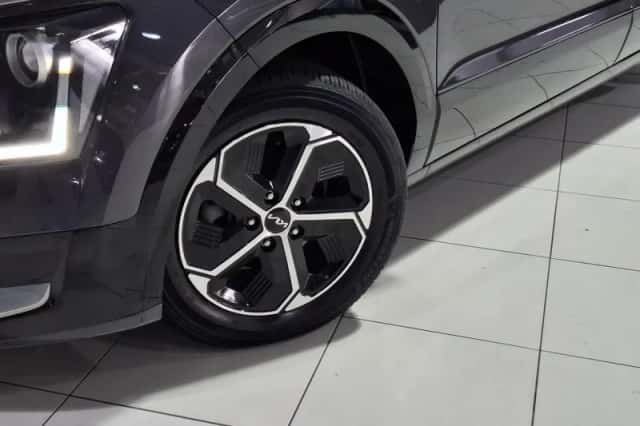 Kia Niro (2023) thumbnail 2