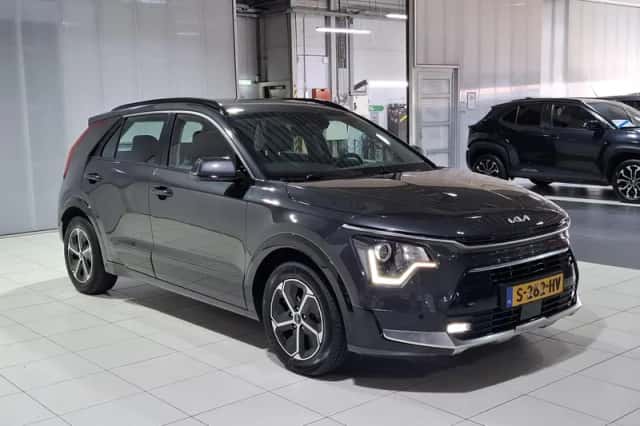 Kia Niro (2023) thumbnail 3