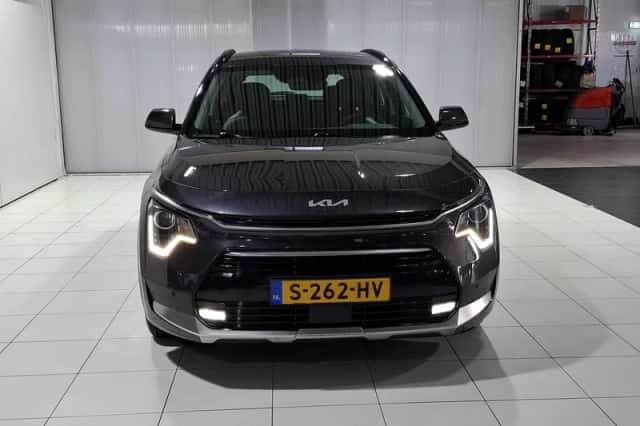 Kia Niro (2023) thumbnail 4
