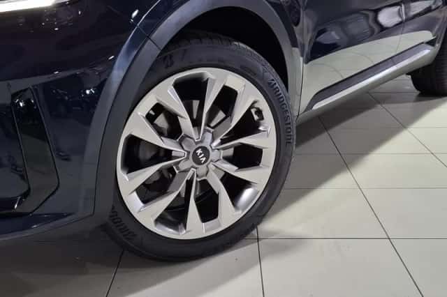 Kia Sorento (2022) thumbnail 2