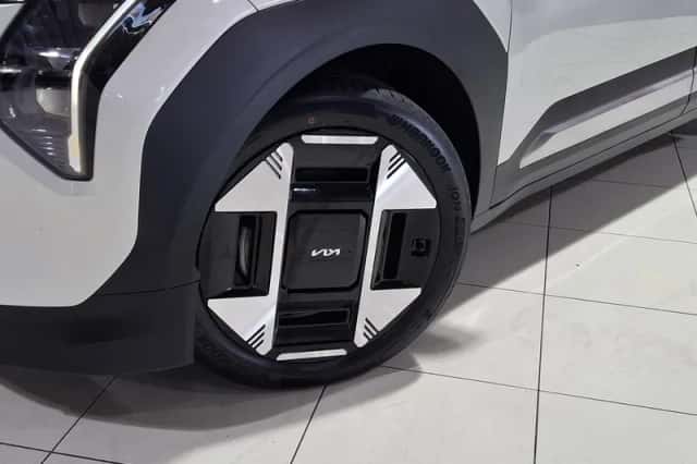 Kia EV3 (2025) thumbnail 2