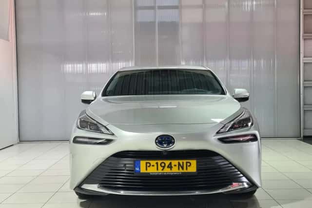 Toyota Mirai (2022) thumbnail 5