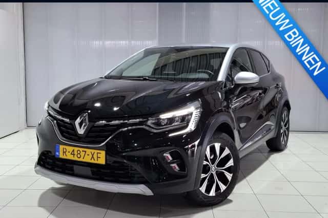 Renault Captur (2022) thumbnail 1