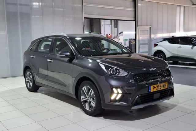 Kia Niro (2022) thumbnail 2