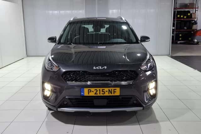 Kia Niro (2022) thumbnail 3
