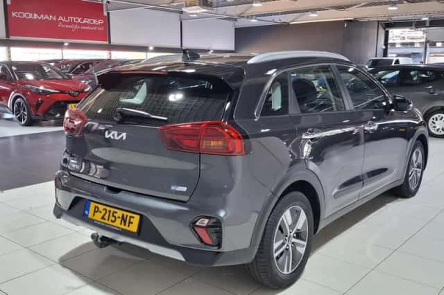 Kia Niro (2022) thumbnail 6