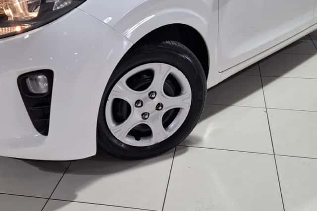 Kia Picanto (2019) thumbnail 2