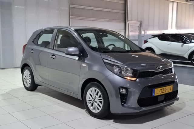 Kia Picanto (2021) thumbnail 3