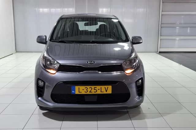 Kia Picanto (2021) thumbnail 4