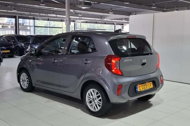 Kia Picanto (2021) thumbnail 6